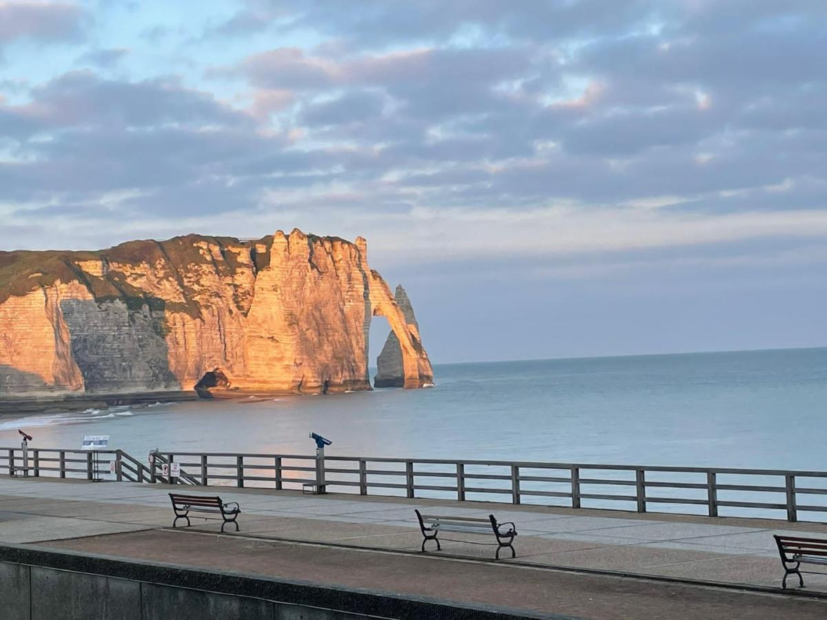 Sea View 2 Room Apartment 50M2 Étretat Kültér fotó